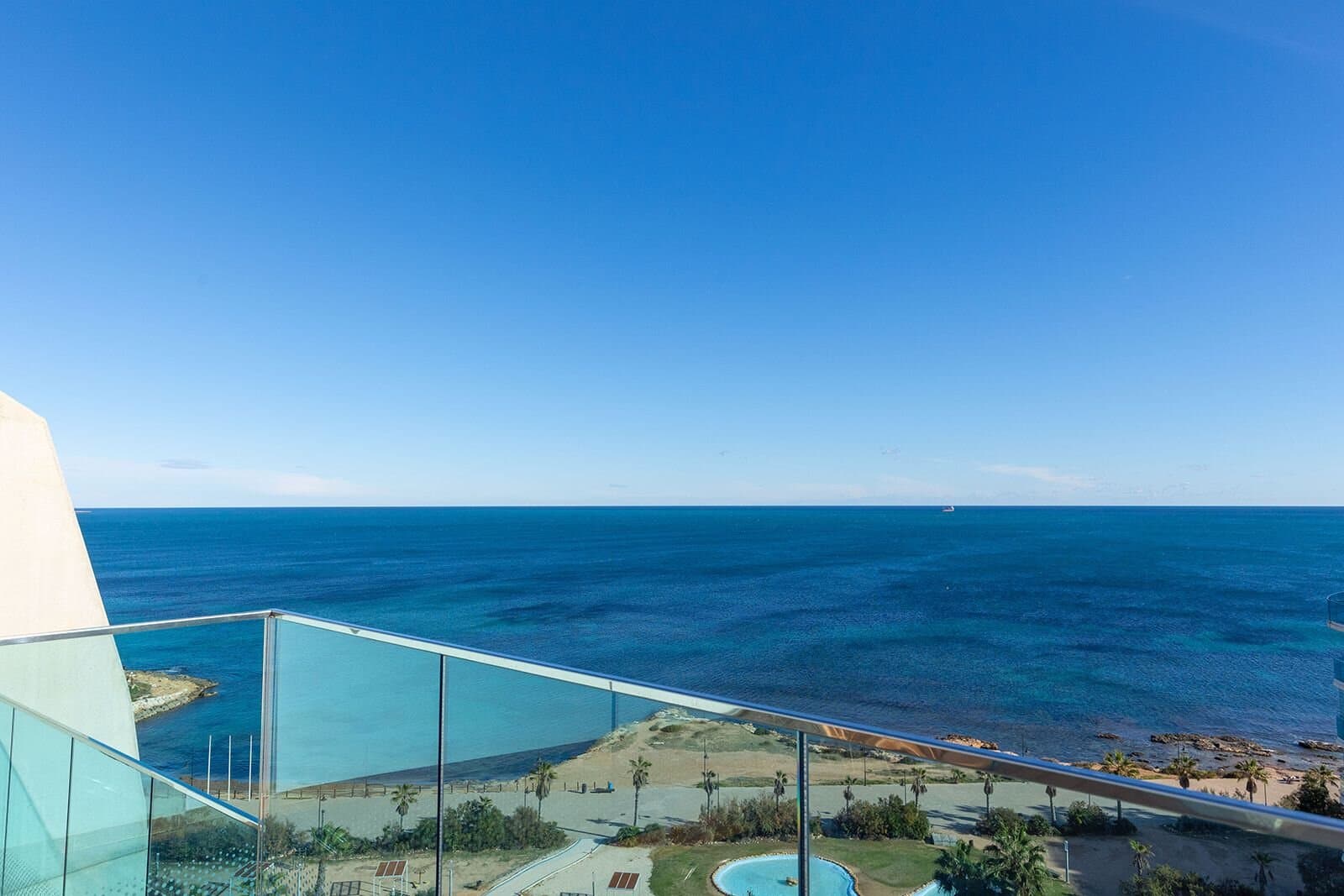 2-Bedroom Penthouse in Punta Prima, Torrevieja - 29