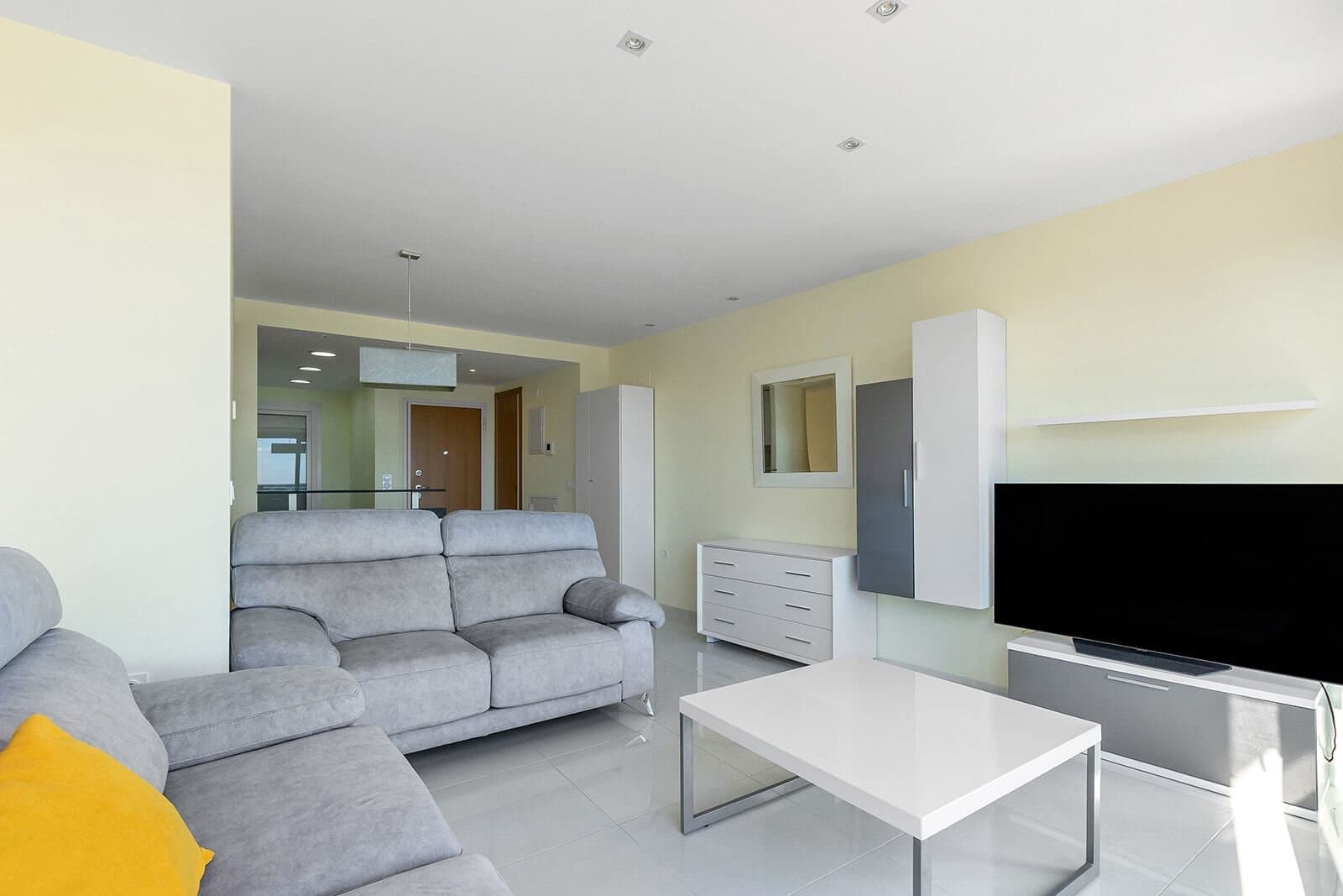 2-Bedroom Penthouse in Punta Prima, Torrevieja - 8