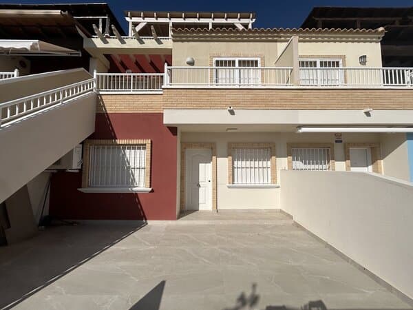 Apartamento de 2 Dormitorios en Zona Pueblo, Pilar de la Horadada