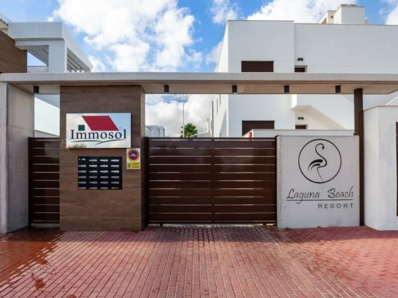 Villa de 4 Dormitorios en Los Balcones, Torrevieja - 36