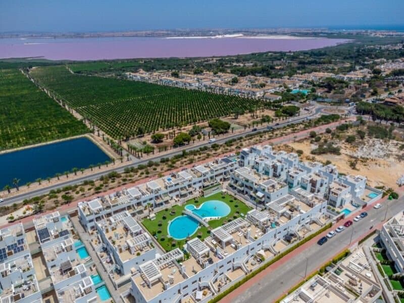 Villa de 4 Dormitorios en Los Balcones, Torrevieja - 40