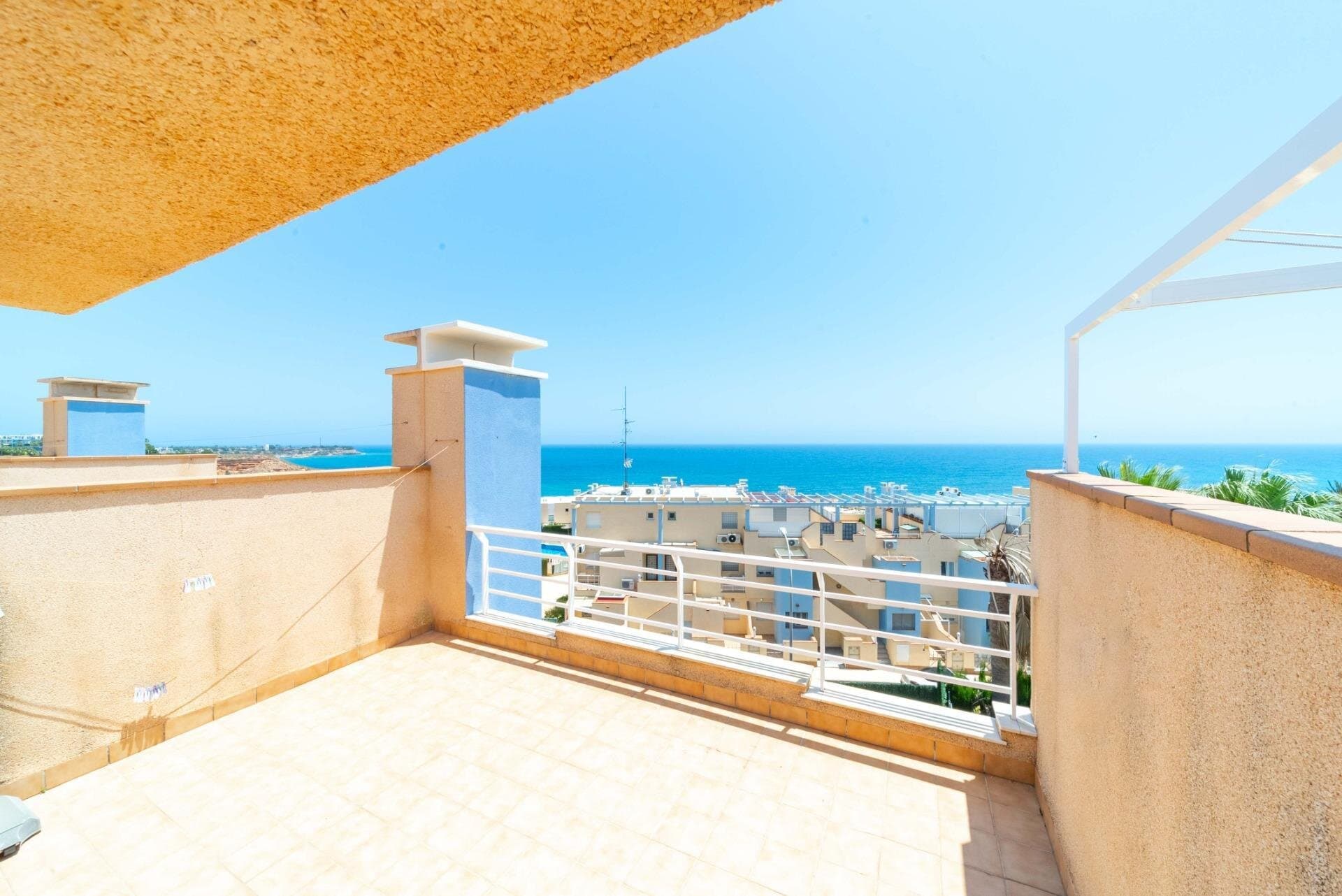 Casa de 3 Dormitorios en Campoamor, Orihuela Costa - 6