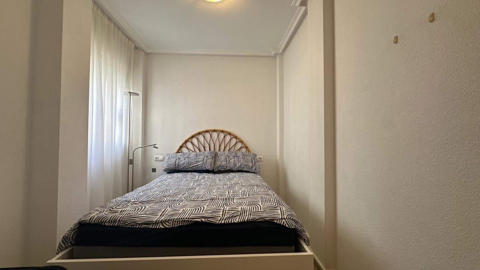 1-Bedroom Apartment in Estacion de Autobuses, Torrevieja - 11