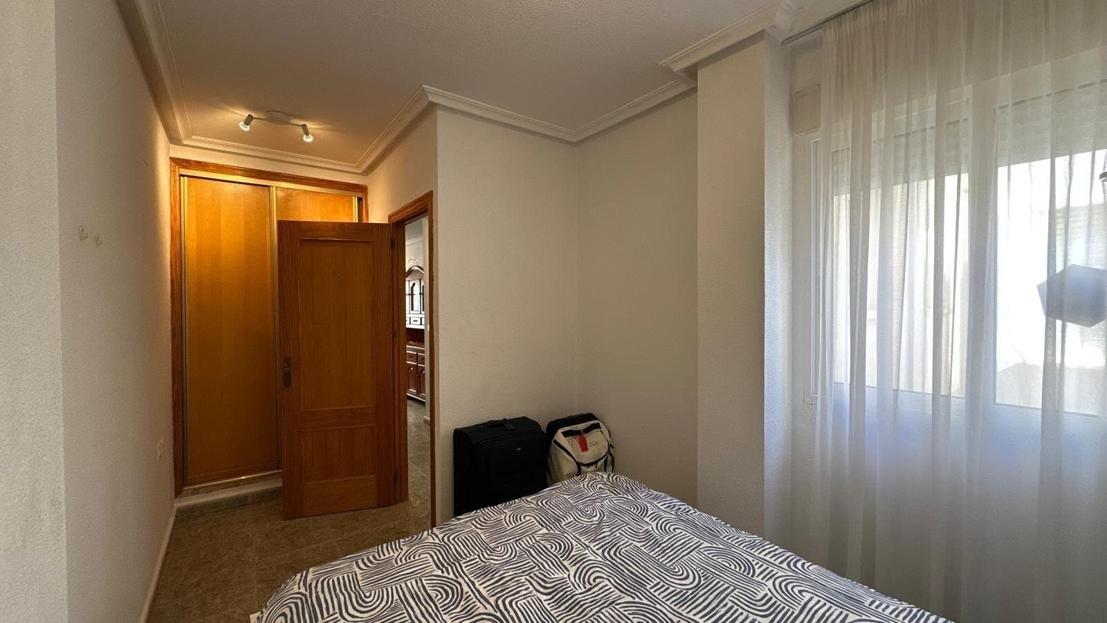 1-Bedroom Apartment in Estacion de Autobuses, Torrevieja - 12