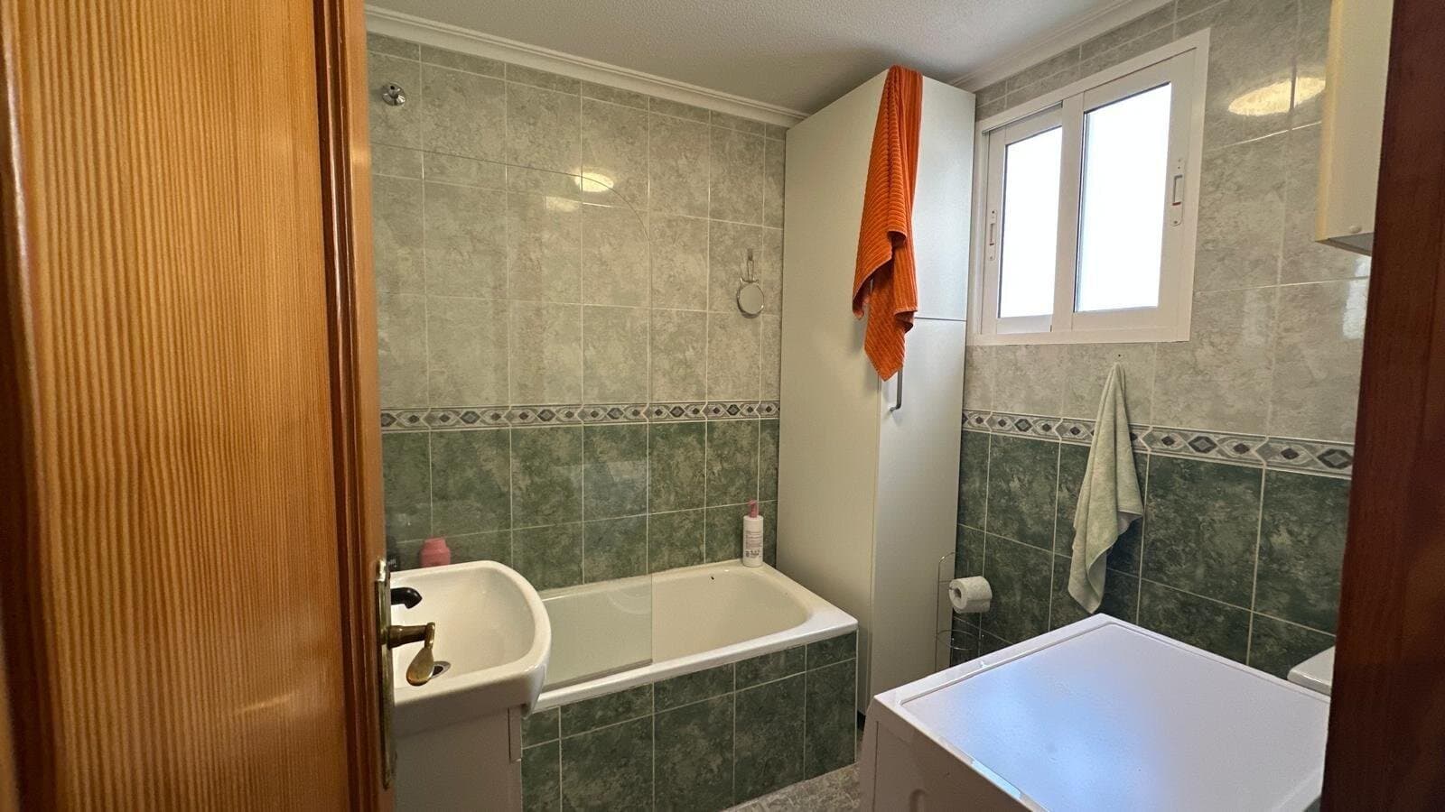 1-Bedroom Apartment in Estacion de Autobuses, Torrevieja - 15
