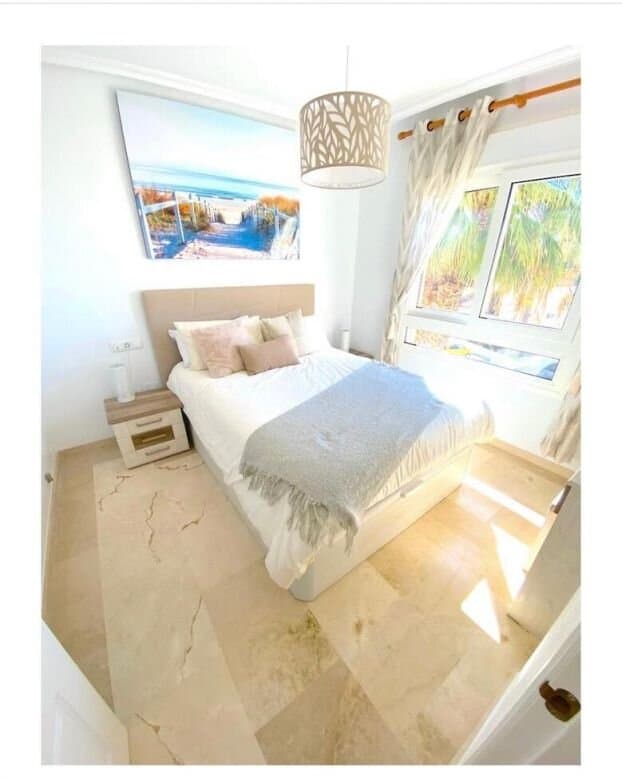 Apartamento de 2 Dormitorios en La Zenia, Orihuela Costa - 10