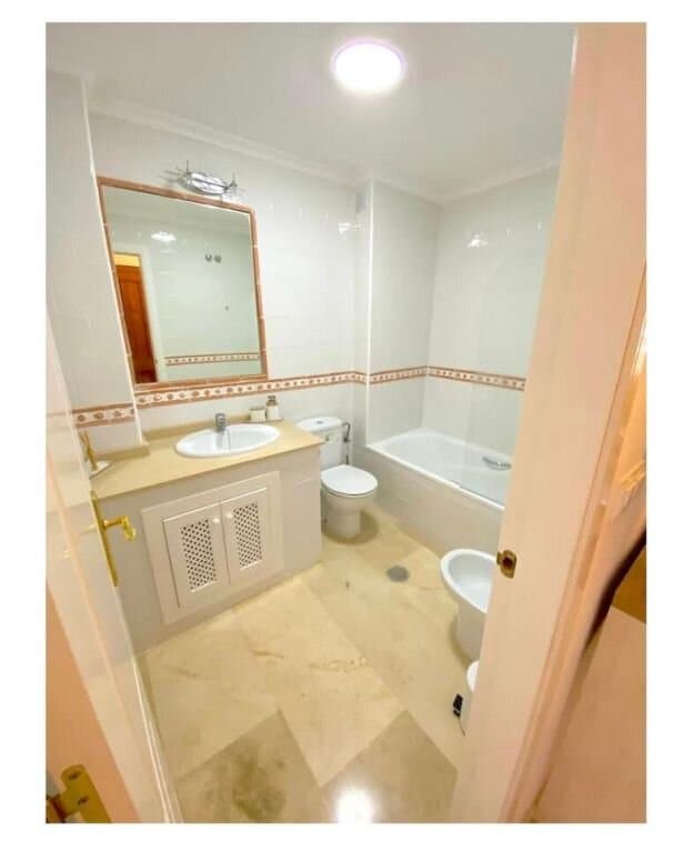 Apartamento de 2 Dormitorios en La Zenia, Orihuela Costa - 15