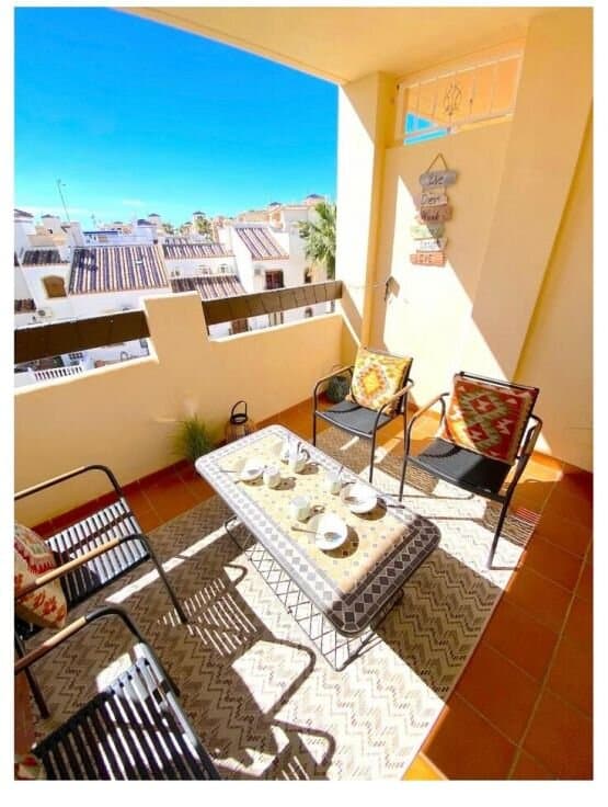 Apartamento de 2 Dormitorios en La Zenia, Orihuela Costa - 17