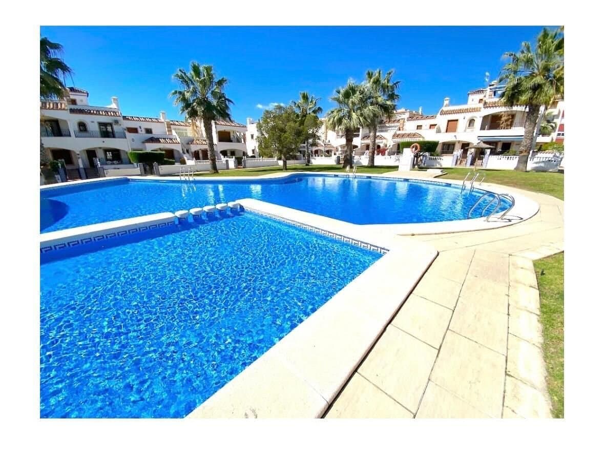 Apartamento de 2 Dormitorios en La Zenia, Orihuela Costa - 20