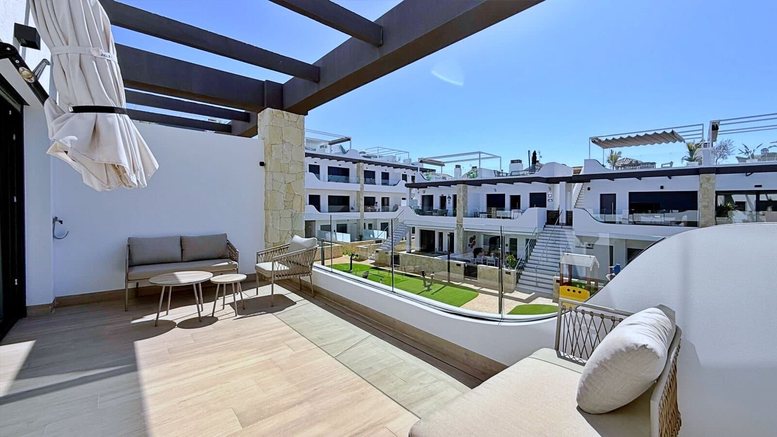 Ático de 2 Dormitorios en Punta Prima, Orihuela Costa - 6