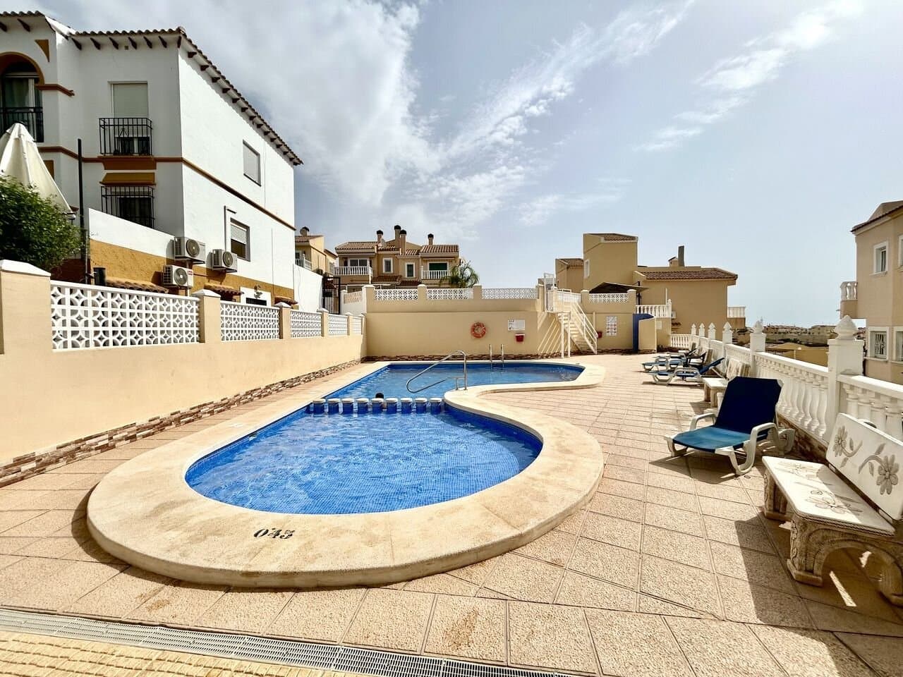 Villa de 2 Dormitorios en Villamartin, Orihuela Costa - 19