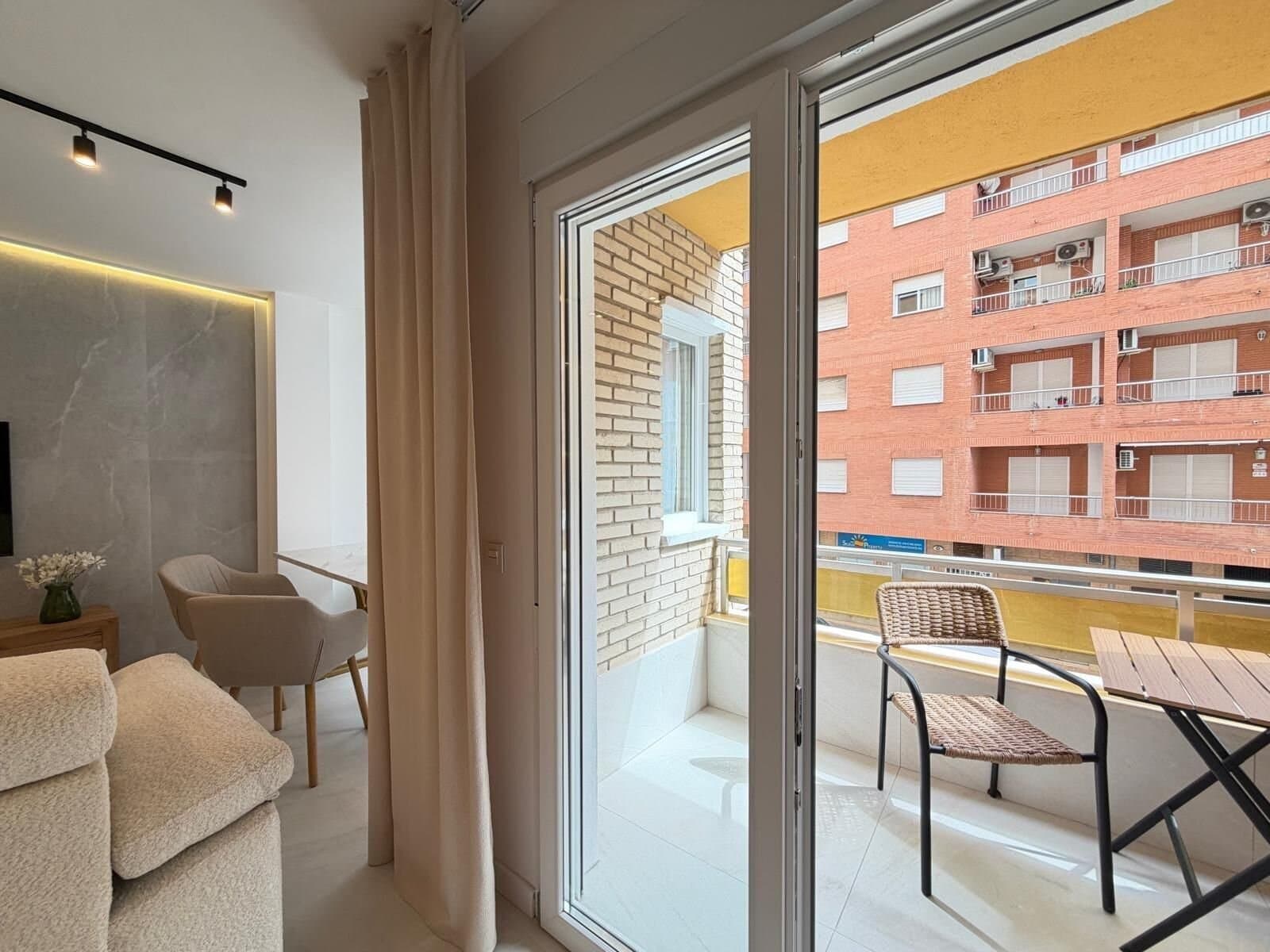 Appartement met 4 Slaapkamers in Estacion de Autobuses, Torrevieja - 24