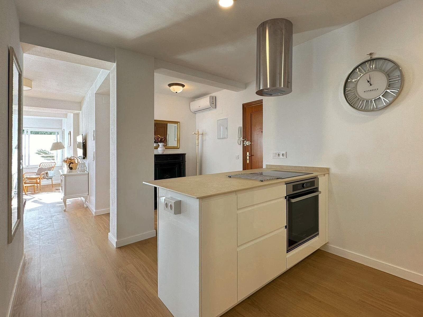 4-Bedroom Apartment in Paseo Maritimo, Torrevieja - 15