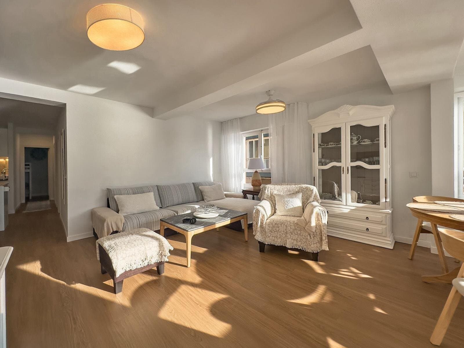 4-Bedroom Apartment in Paseo Maritimo, Torrevieja - 5