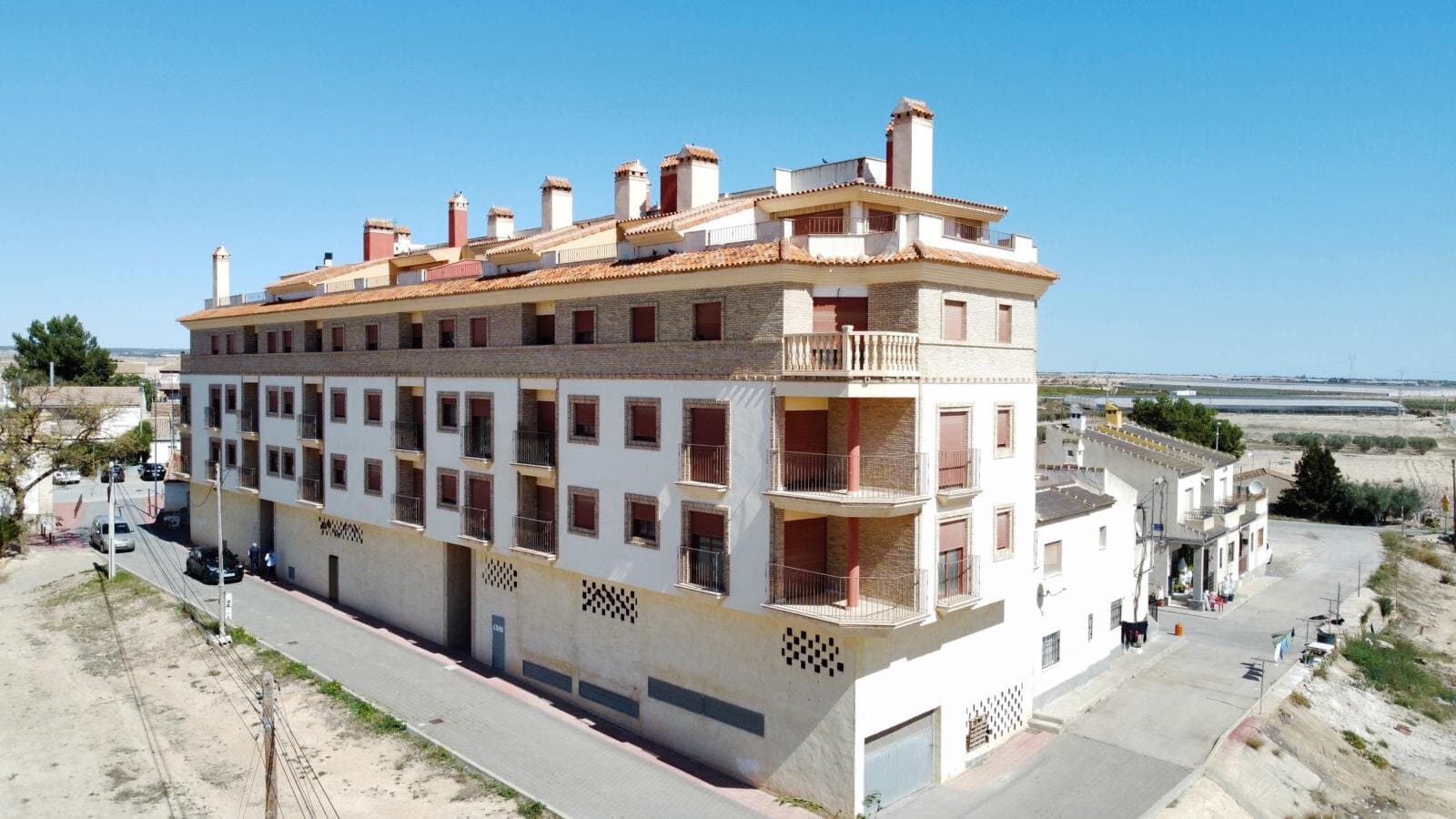 2-Bedroom Apartment in Jerónimo y Avileses