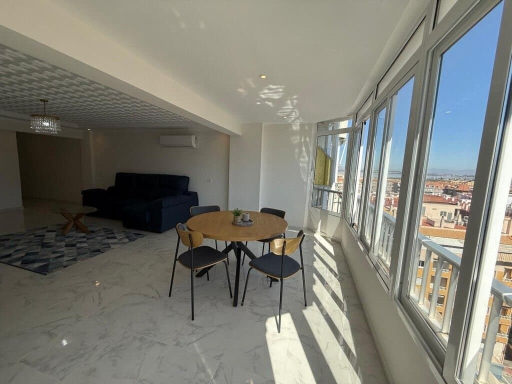 3-Bedroom Apartment in Acequion, Torrevieja - 5