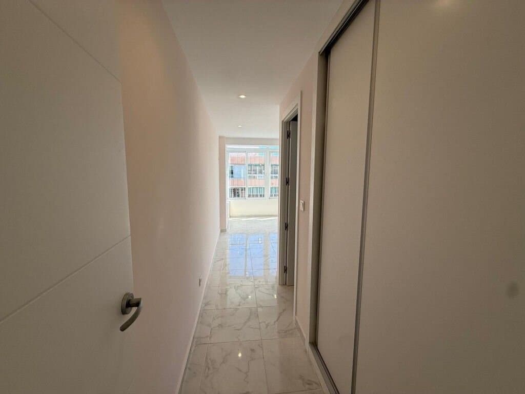 3-Bedroom Apartment in Acequion, Torrevieja - 9