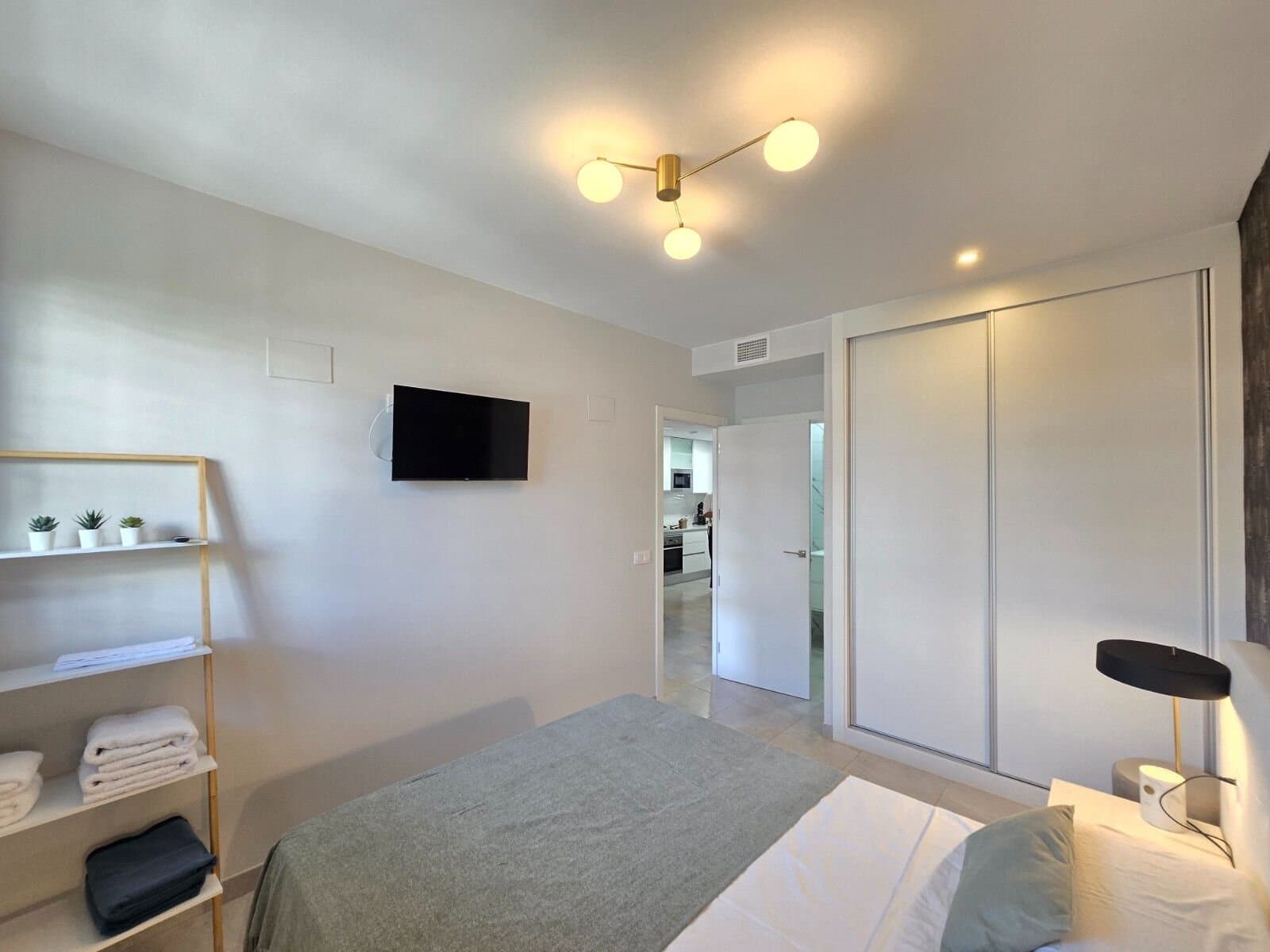 Apartamento de 2 Dormitorios en Las Filipinas, Orihuela Costa - 15