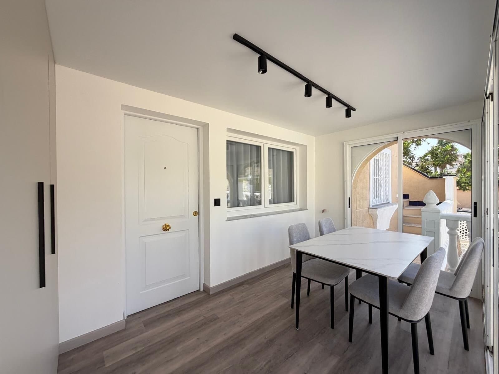 2-Bedroom House in Sector 25, Torrevieja - 7