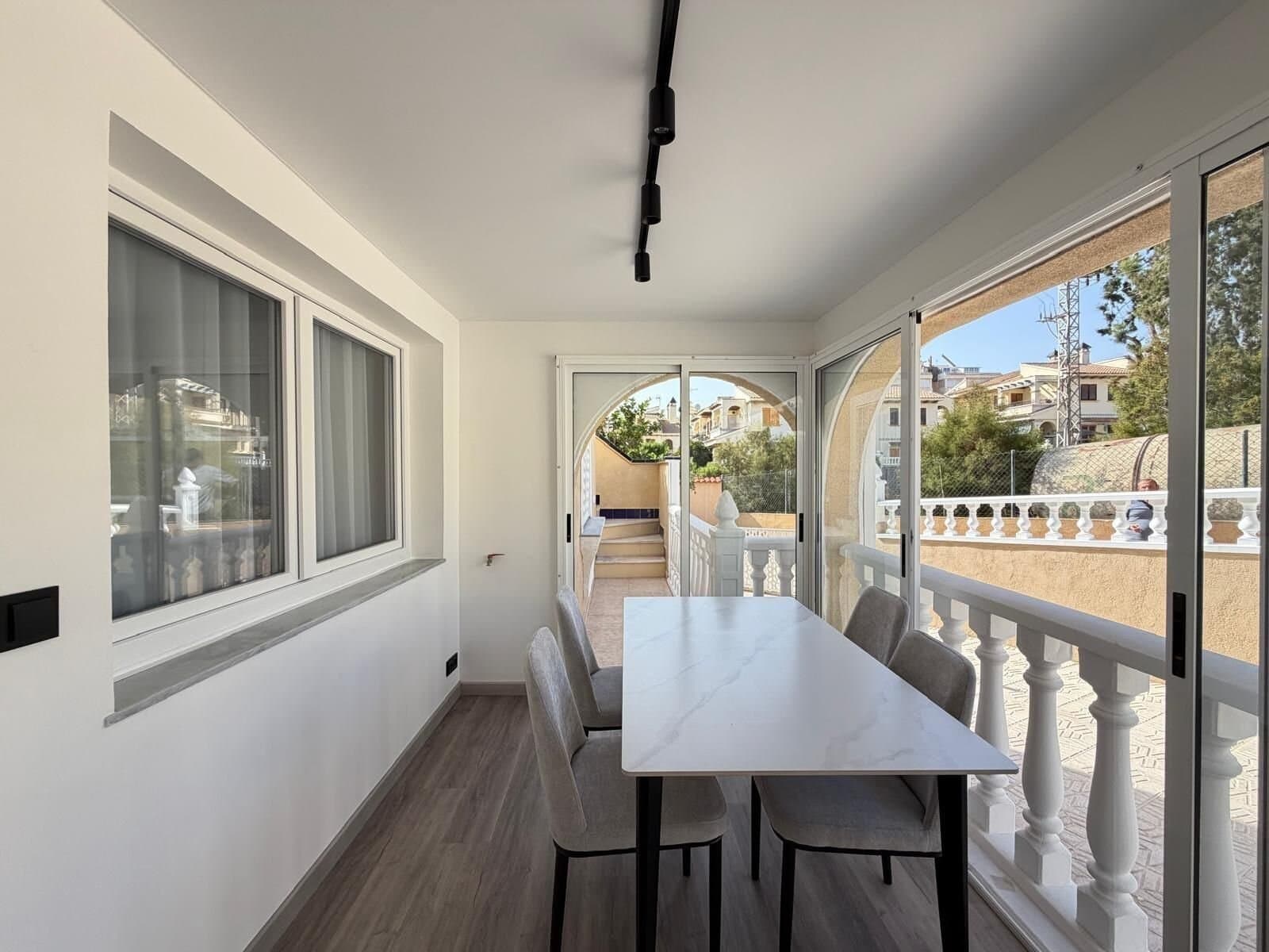 2-Bedroom House in Sector 25, Torrevieja - 8