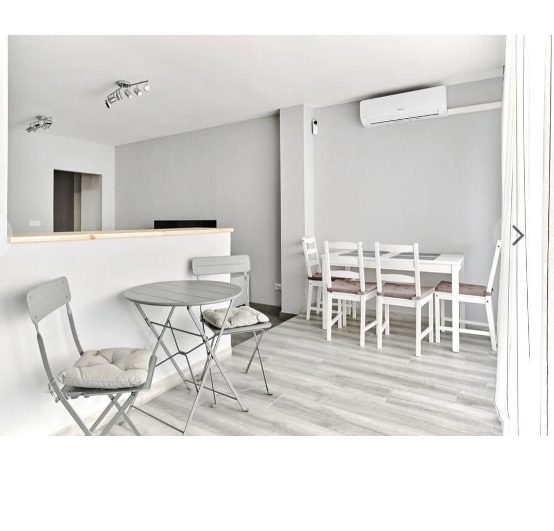 2-Bedroom Apartment in Torrevieja - 24