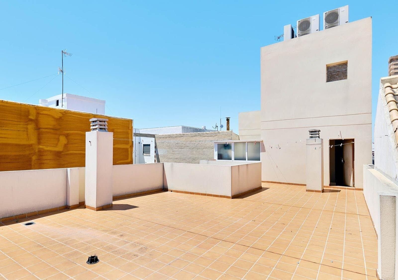 3-Bedroom Penthouse in Torrevieja, Torrevieja - 2