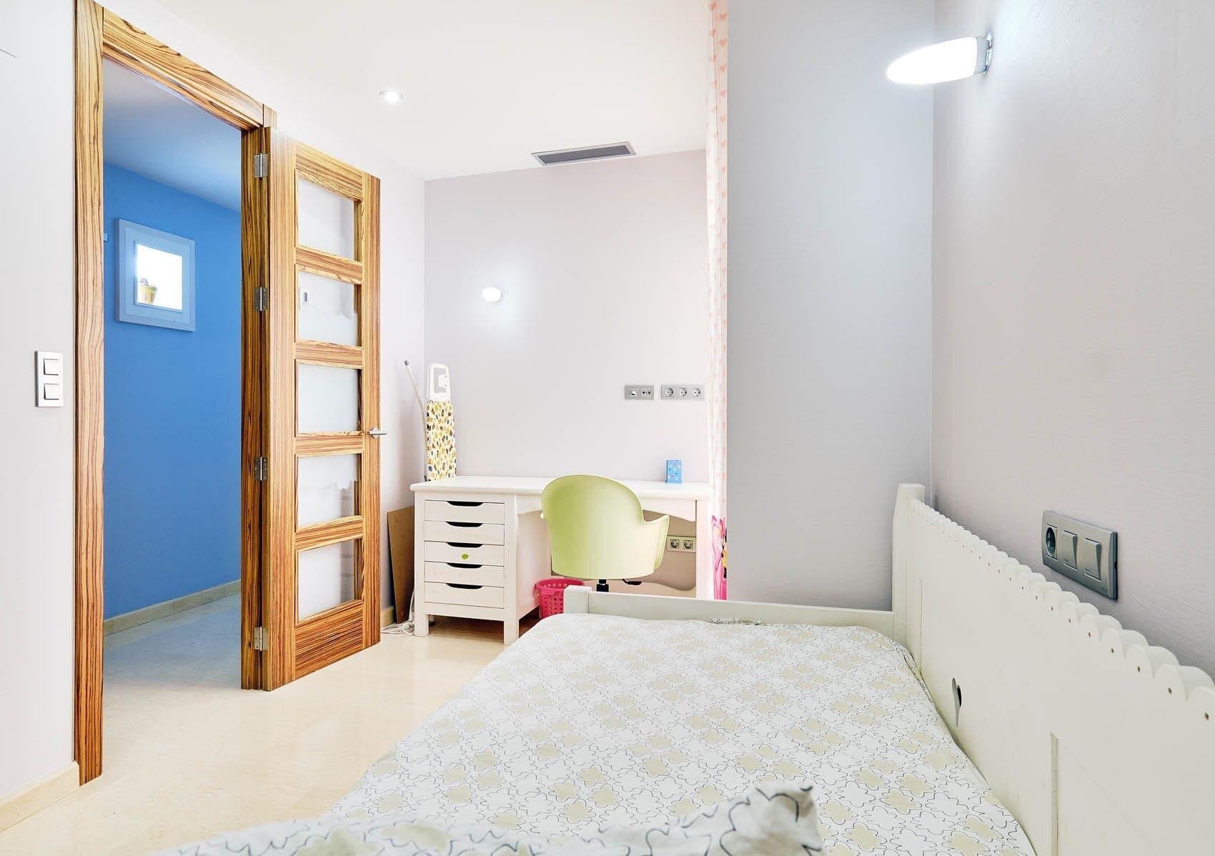 3-Bedroom Penthouse in Torrevieja, Torrevieja - 34