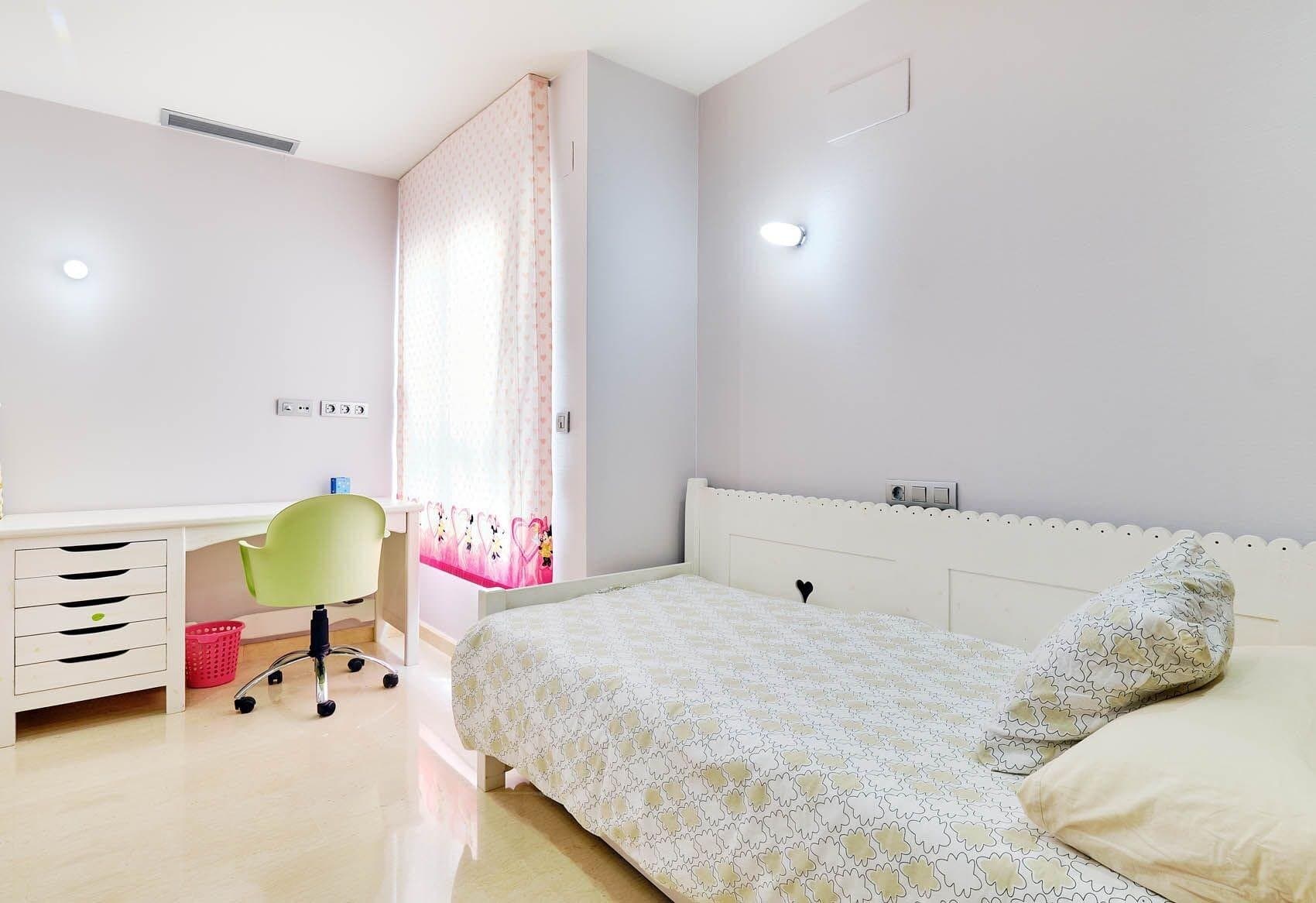 3-Bedroom Penthouse in Torrevieja, Torrevieja - 35
