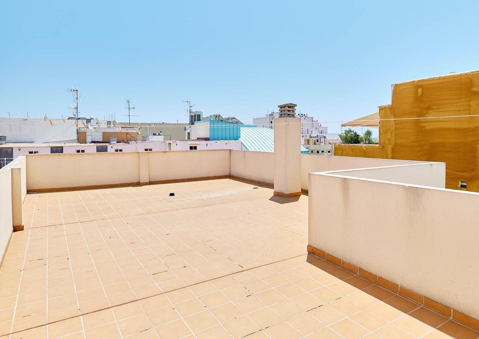 3-Bedroom Penthouse in Torrevieja, Torrevieja - 4