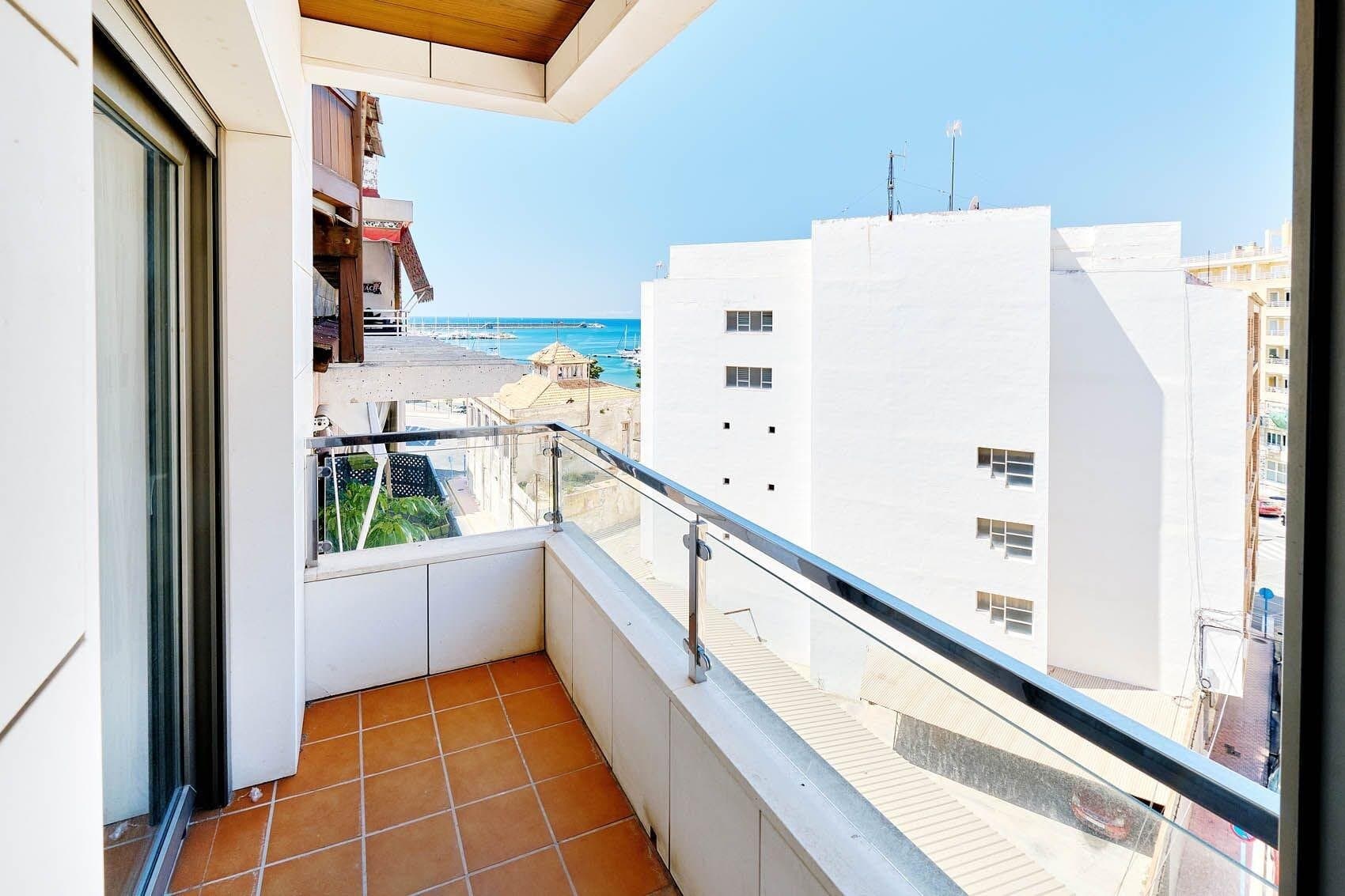 3-Bedroom Penthouse in Torrevieja, Torrevieja - 43