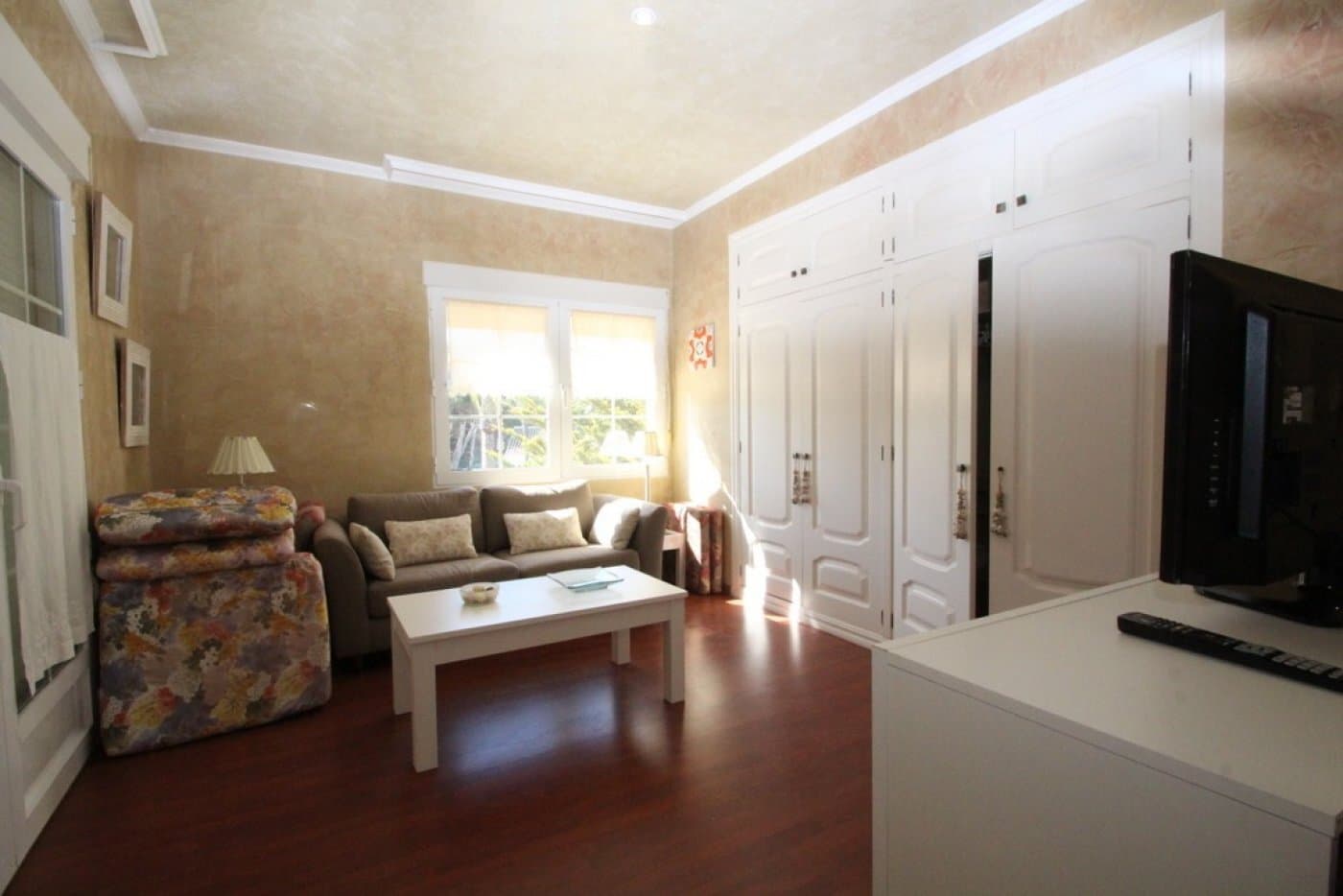 5-Bedroom Villa in Lomas de Cabo Roig, Orihuela Costa - 32
