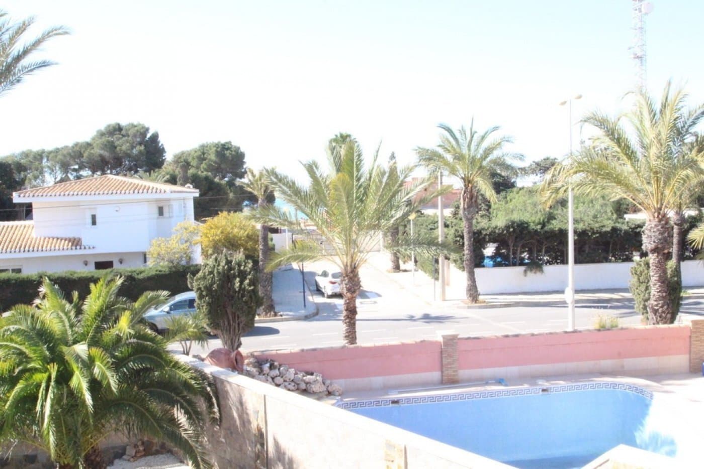5-Bedroom Villa in Lomas de Cabo Roig, Orihuela Costa - 36