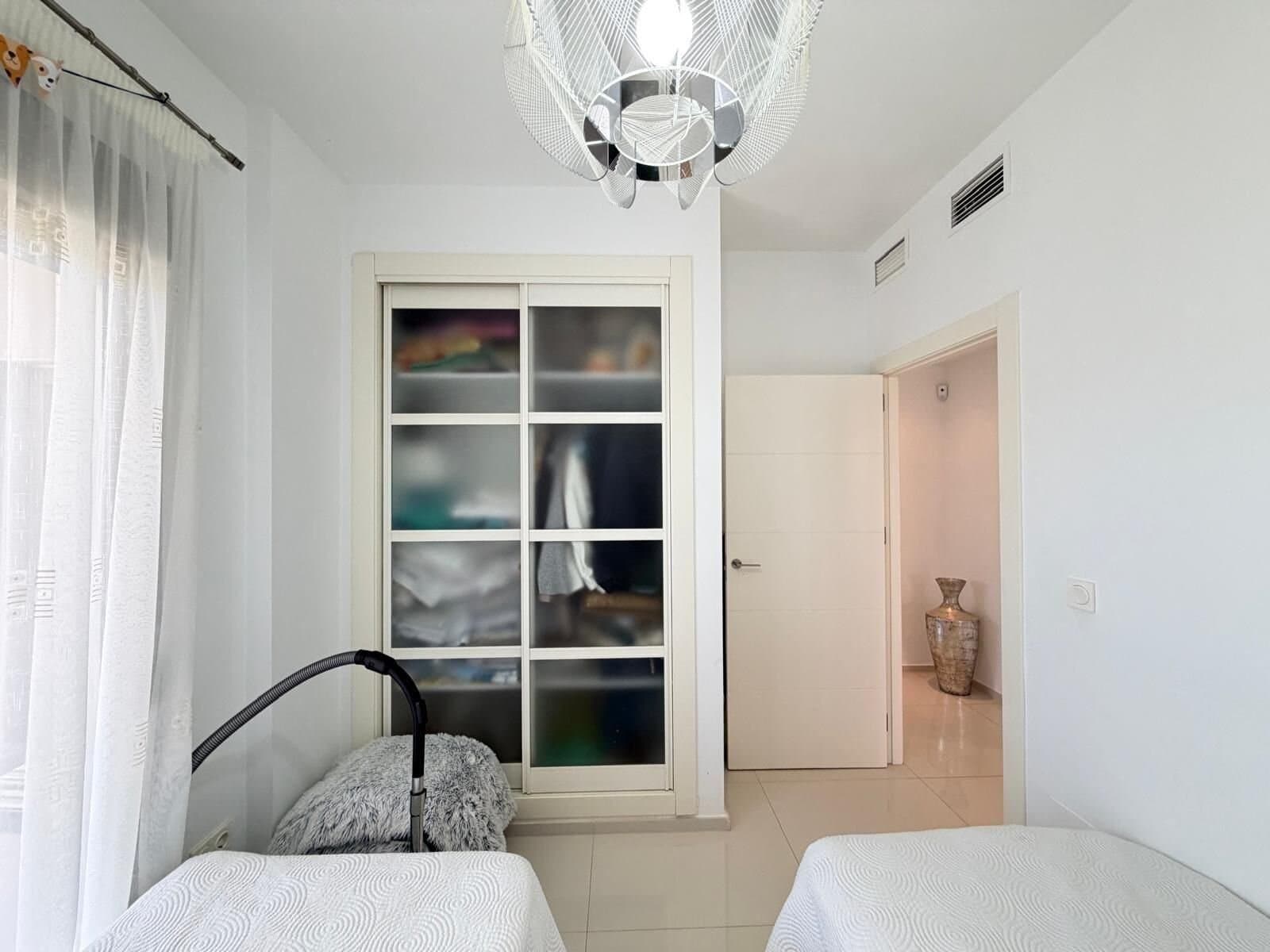 Villa de 4 Dormitorios en Doña Pepa, Rojales - 46