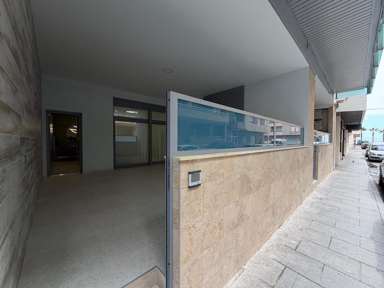 2-Bedroom Apartment in Playa del Cura, Torrevieja - 2