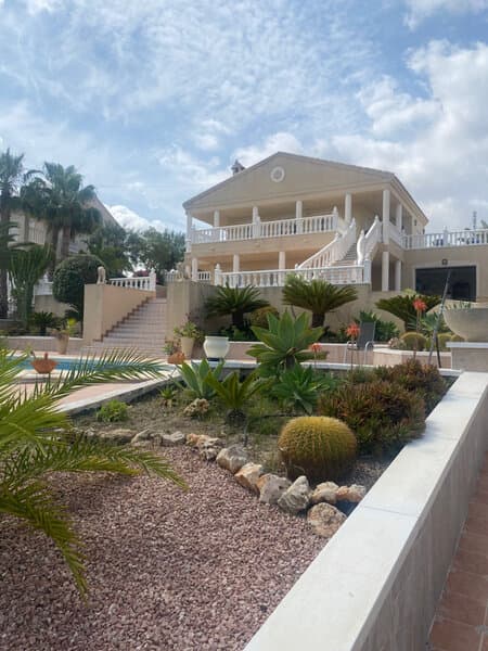 3-Bedroom Villa in Comunidad Valenciana, Algorfa