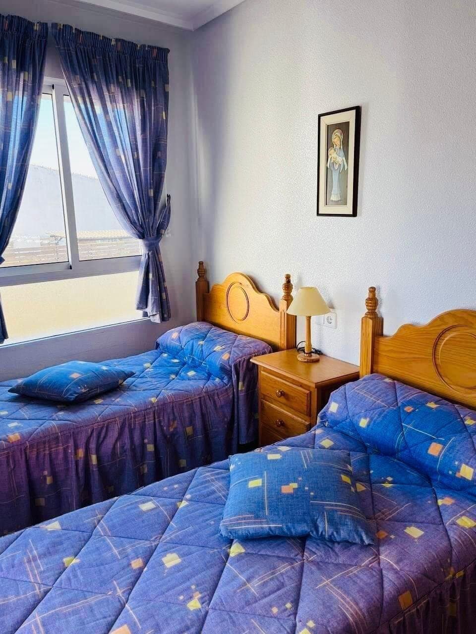 2-Bedroom Apartment in Torrevieja - 11