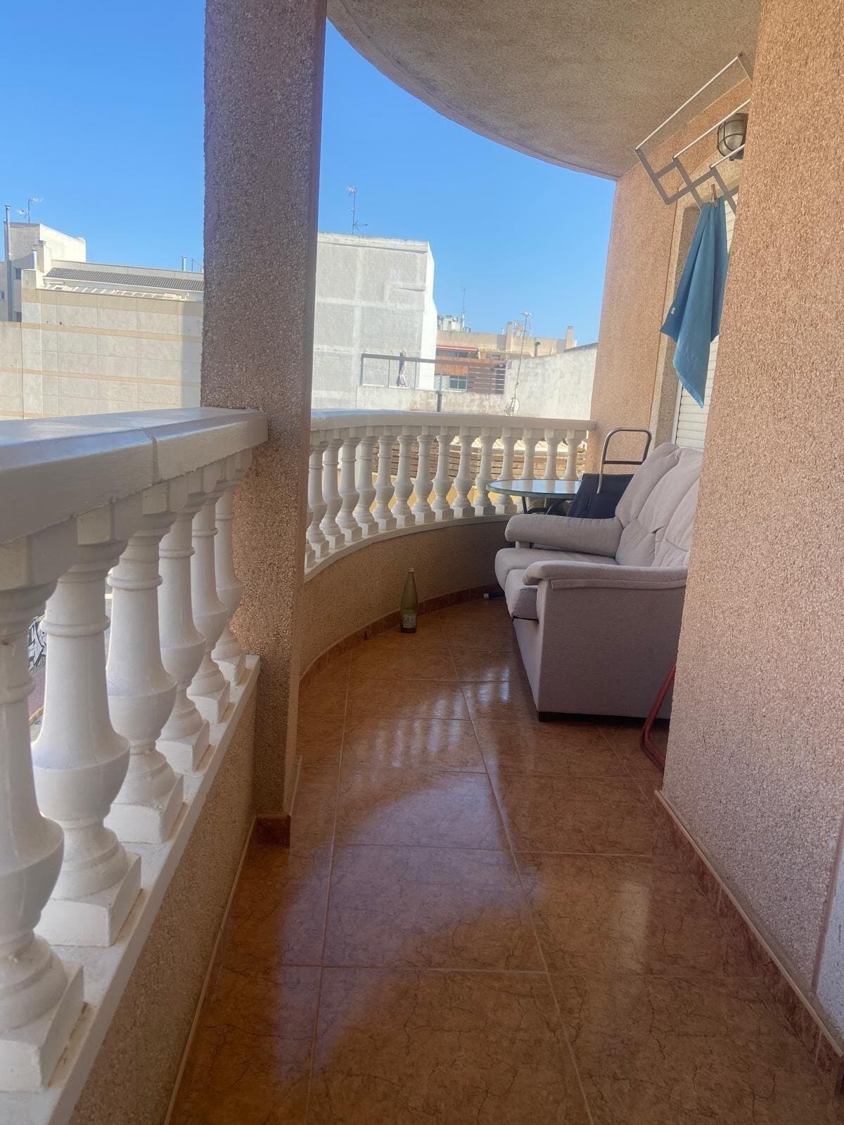 2-Bedroom Apartment in Torrevieja - 3