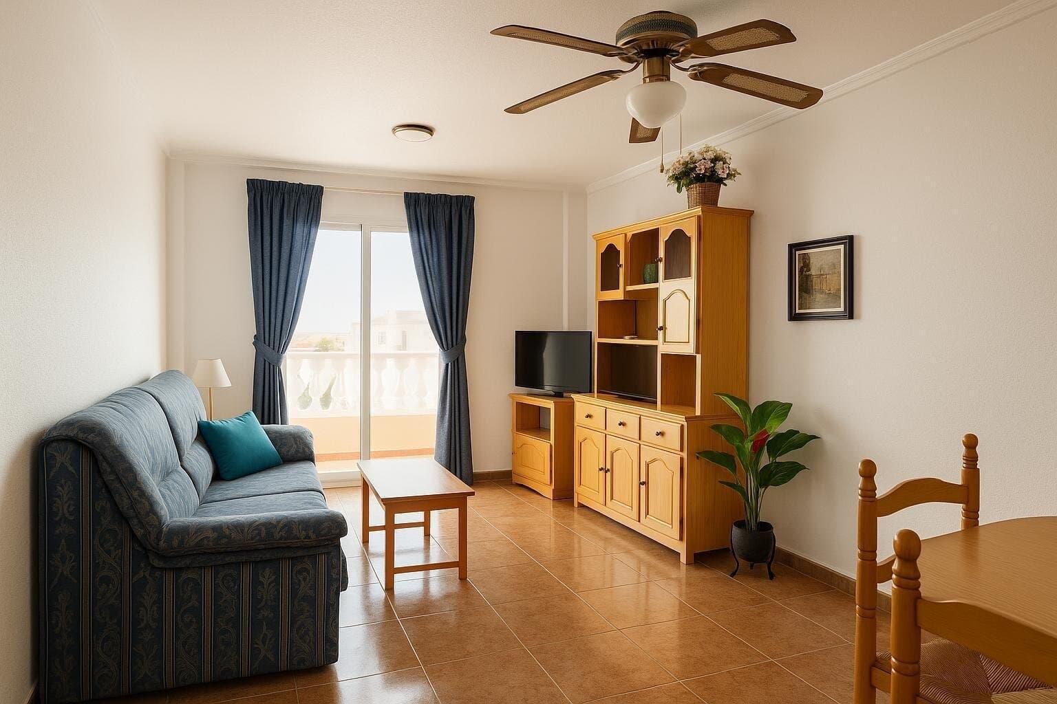 2-Bedroom Apartment in Torrevieja - 5