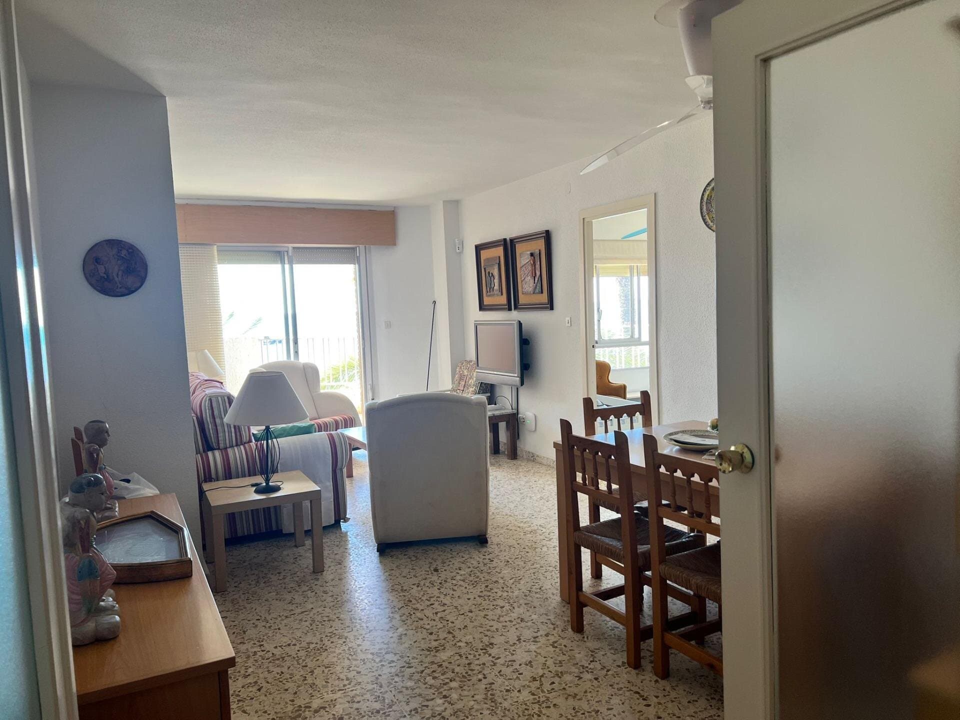 Apartamento de 3 Dormitorios en Playa del Cura, Torrevieja - 3