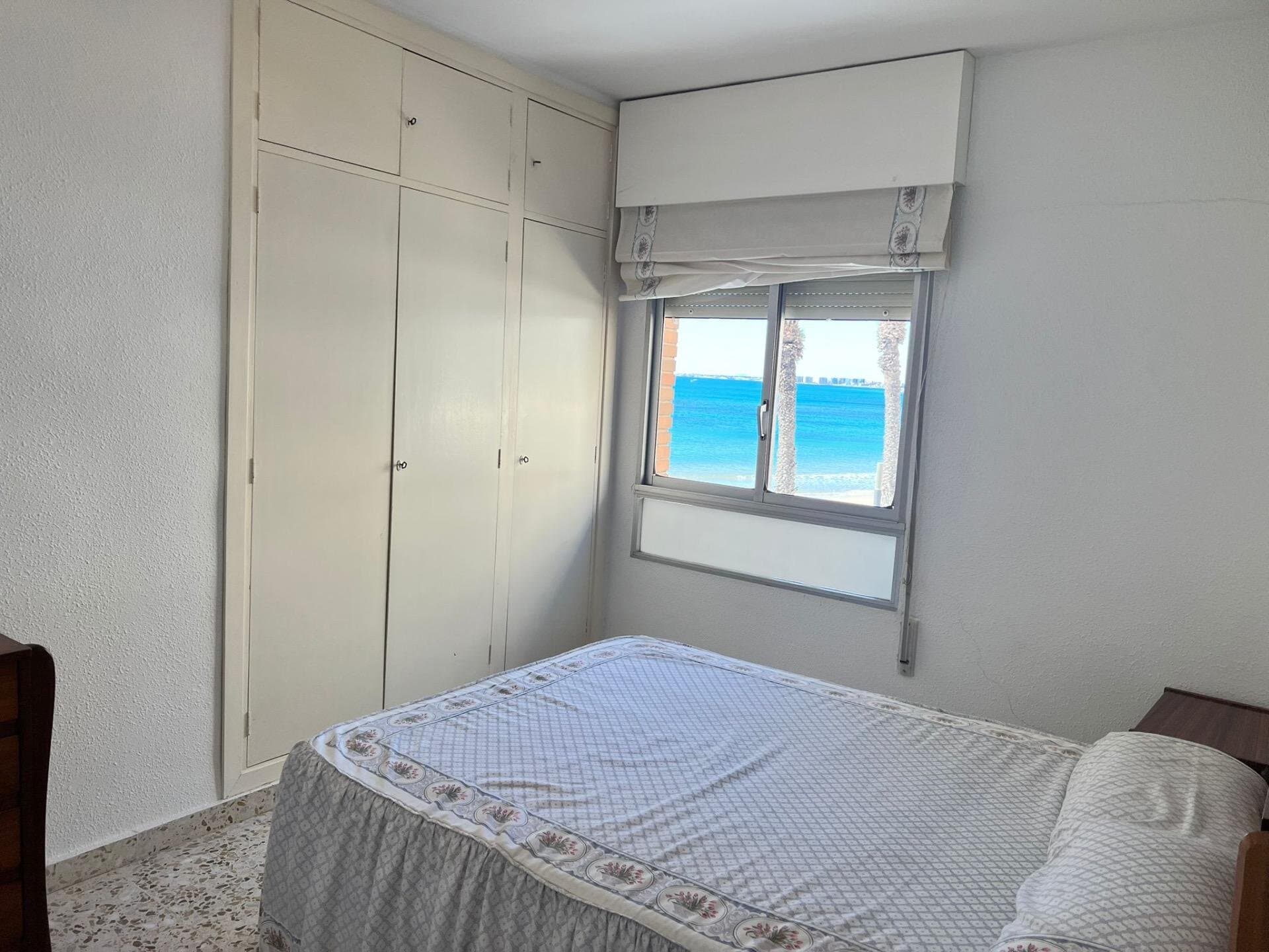 Apartamento de 3 Dormitorios en Playa del Cura, Torrevieja - 4