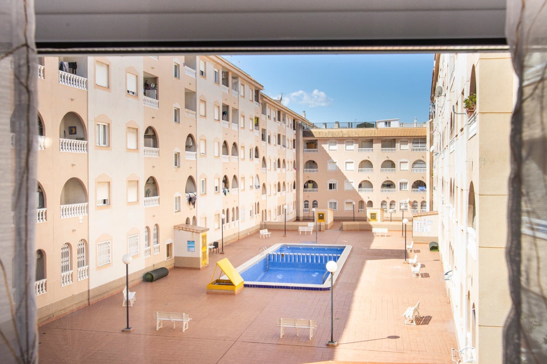 Apartamento de 2 Dormitorios en Playa del Cura, Torrevieja - 2