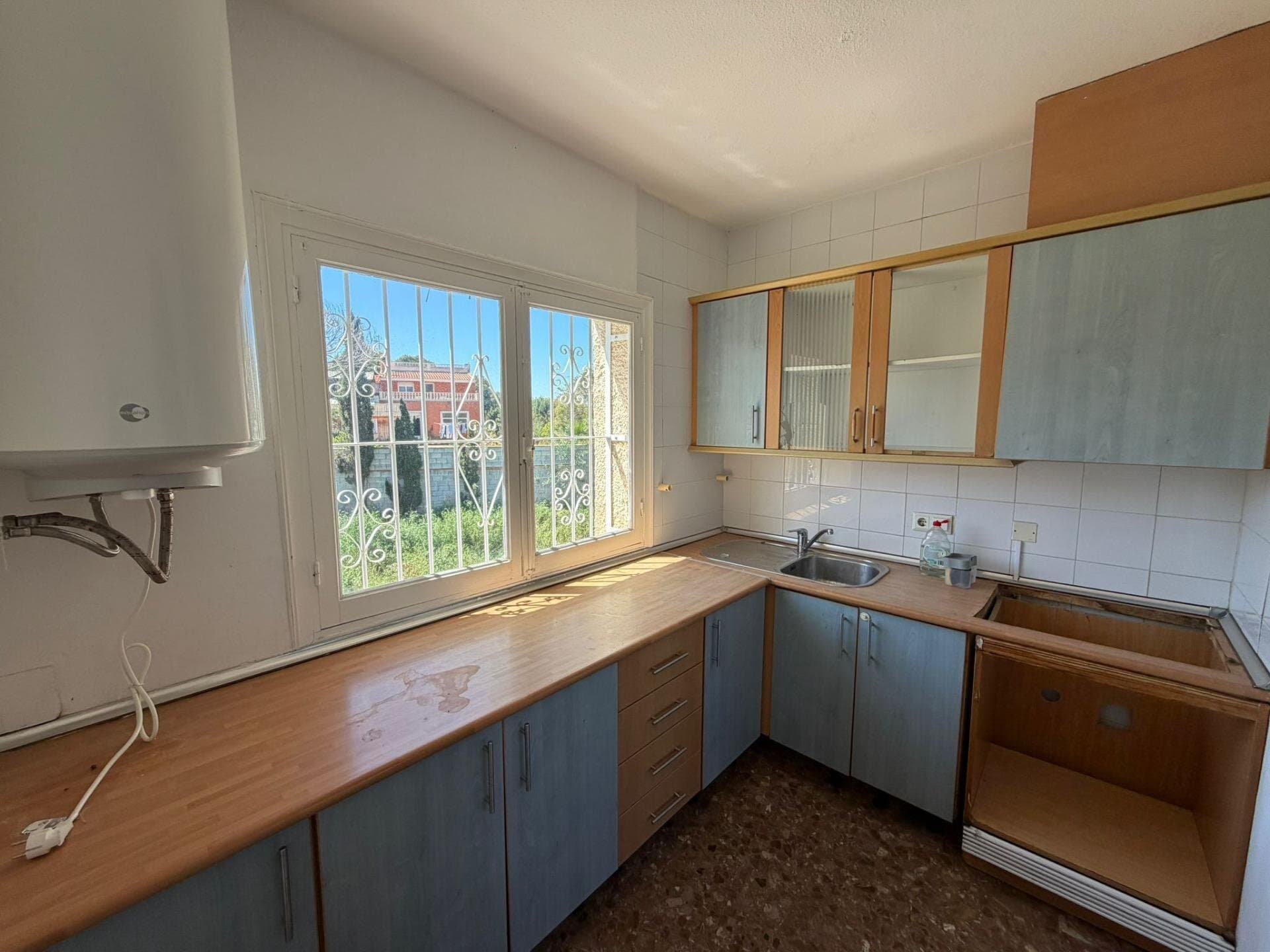 4-Bedroom Villa in La Siesta, Torrevieja - 18