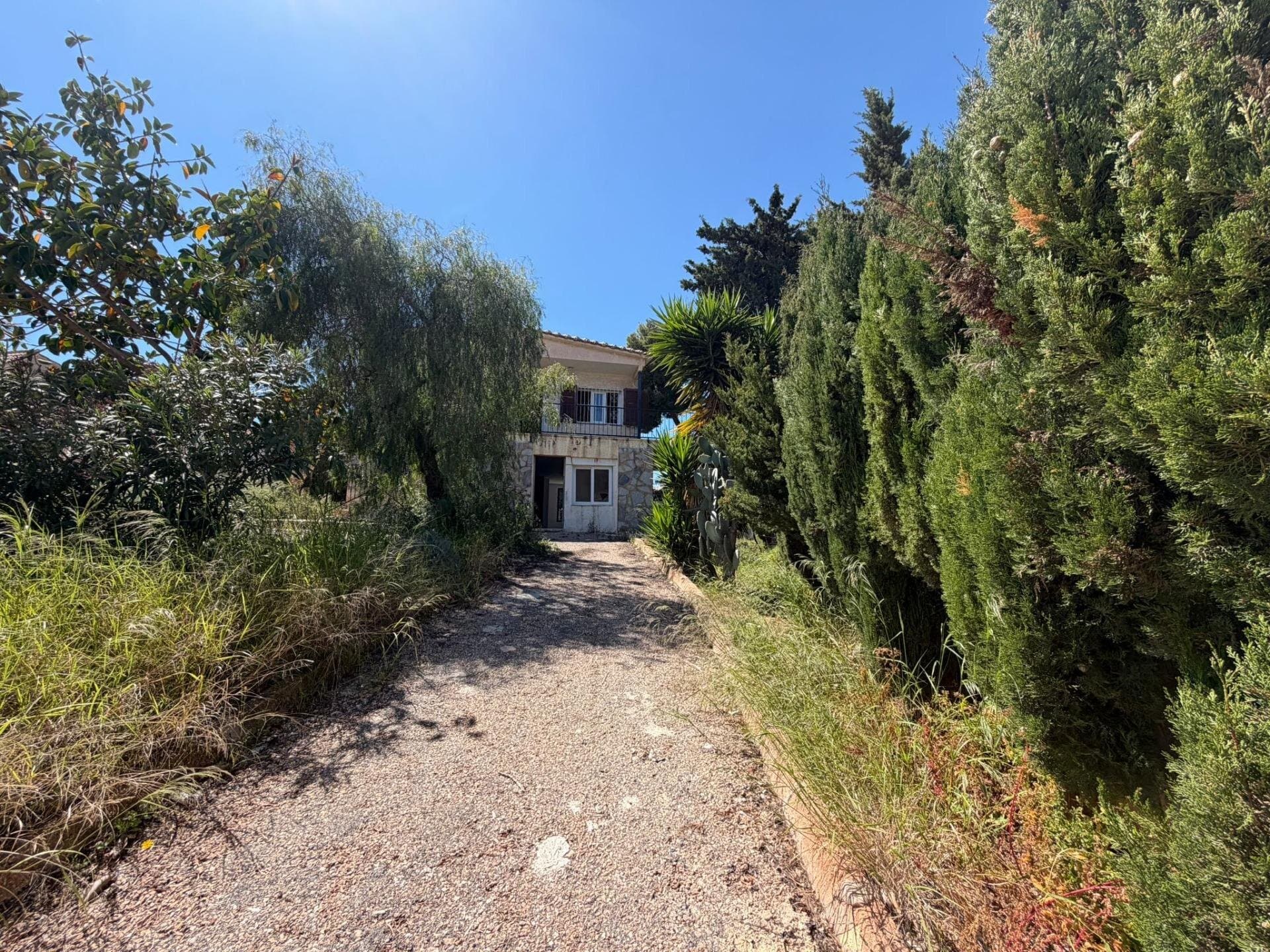 4-Bedroom Villa in La Siesta, Torrevieja - 2