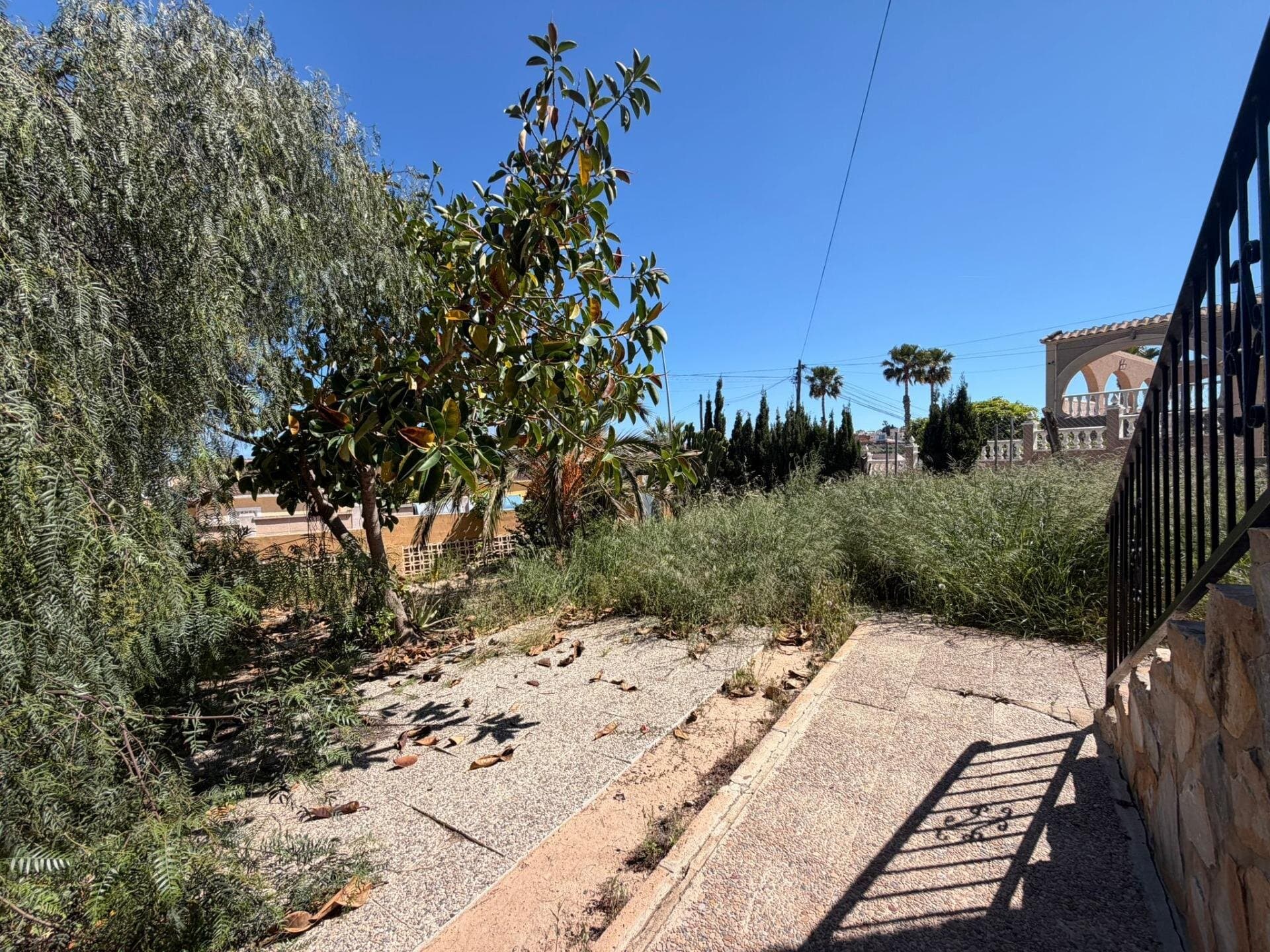 4-Bedroom Villa in La Siesta, Torrevieja - 38
