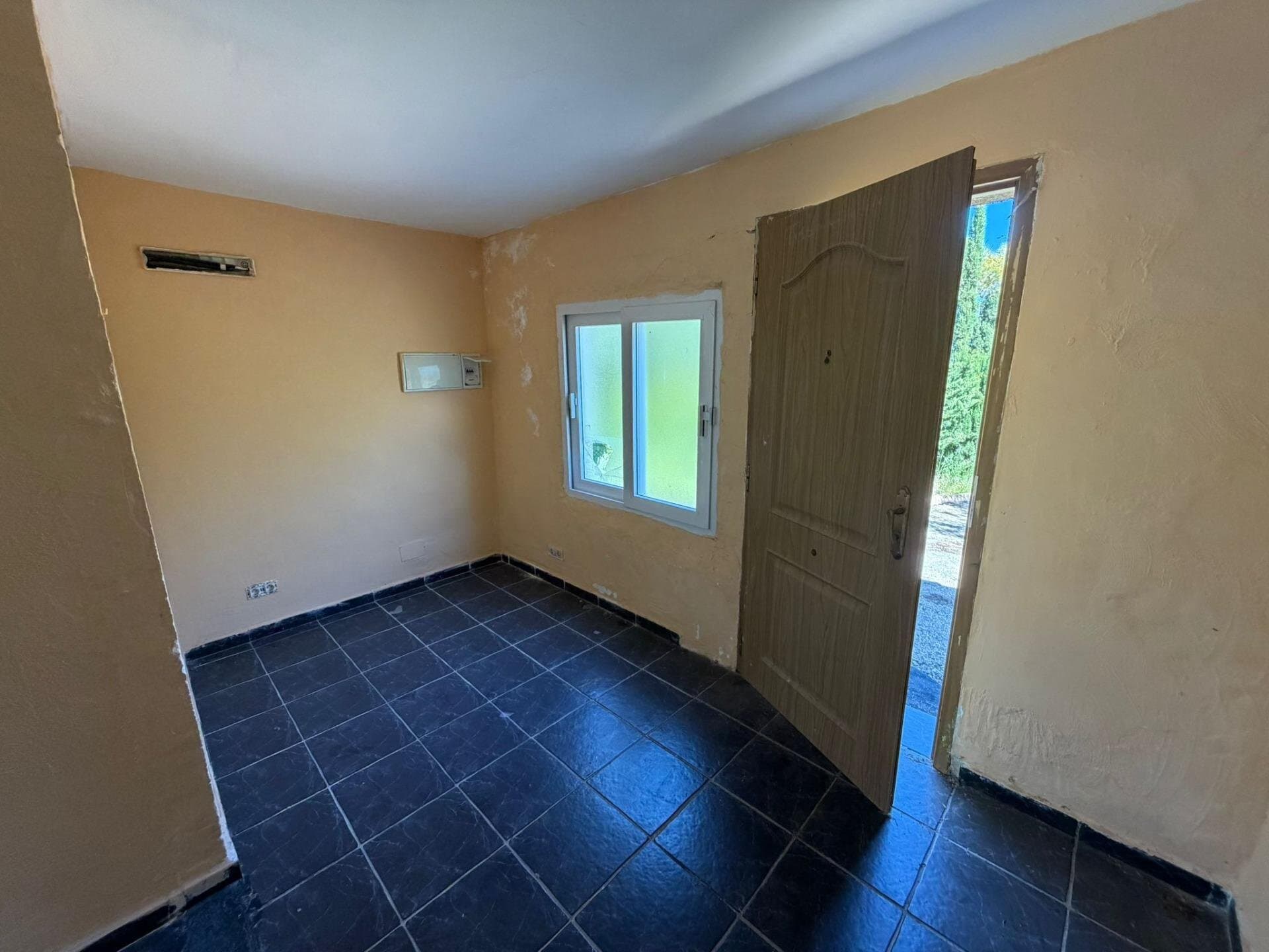4-Bedroom Villa in La Siesta, Torrevieja - 40