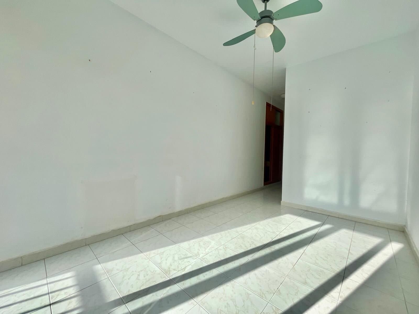 3-Bedroom Apartment in Torrevieja, Torrevieja - 10