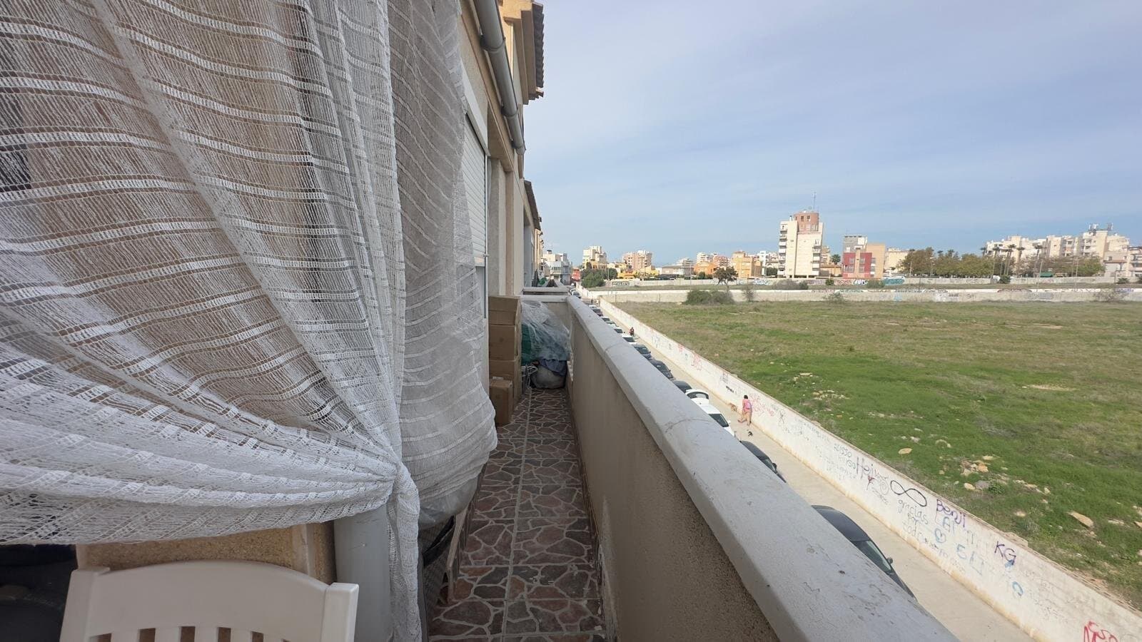 2-Bedroom Penthouse in Estacion de Autobuses, Torrevieja - 14