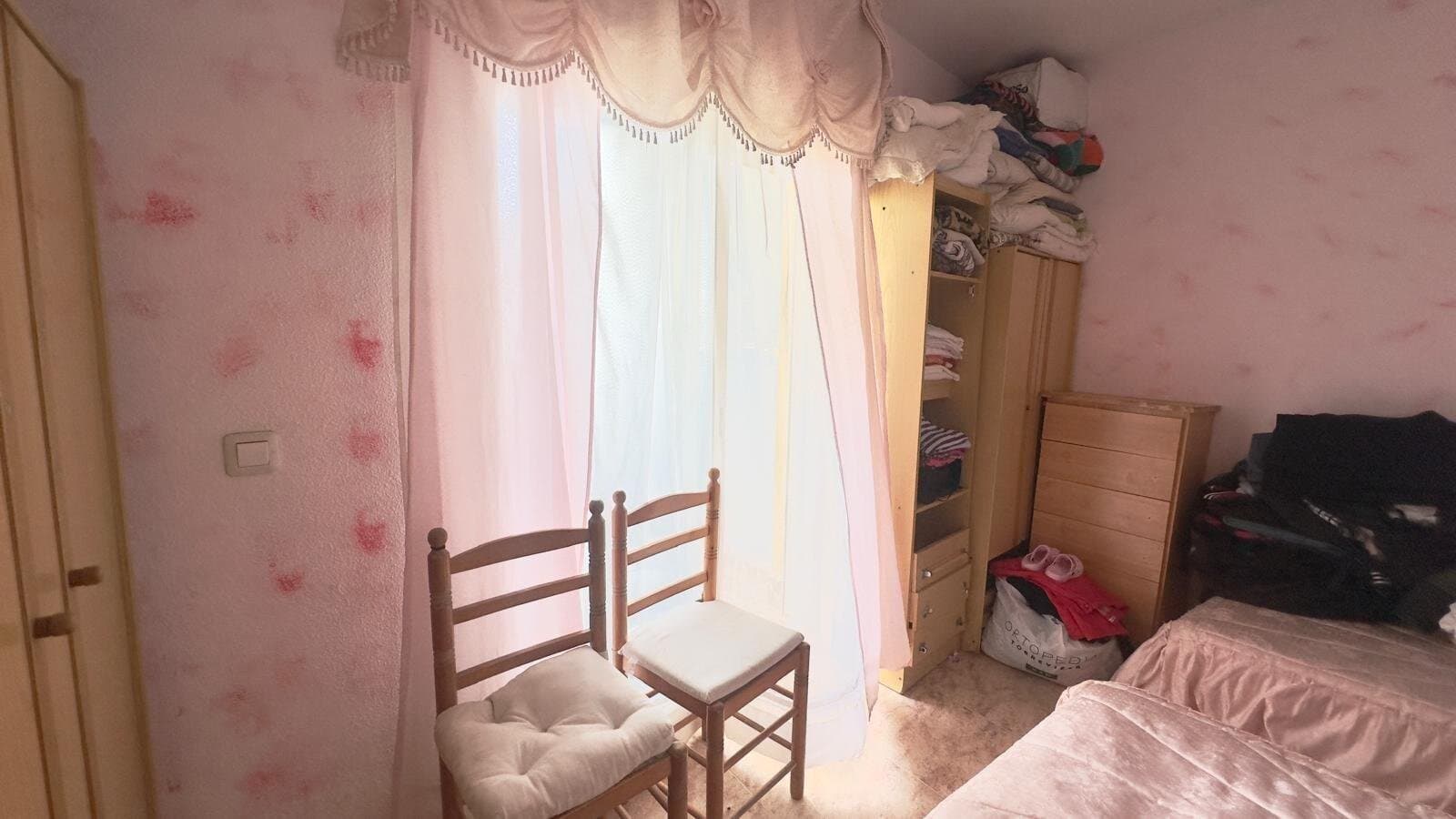 2-Bedroom Penthouse in Estacion de Autobuses, Torrevieja - 2