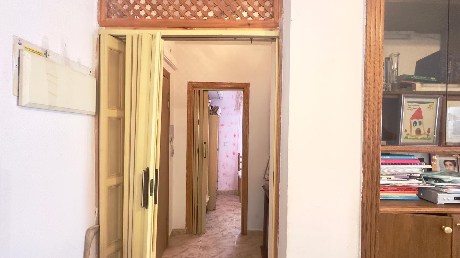2-Bedroom Penthouse in Estacion de Autobuses, Torrevieja - 8