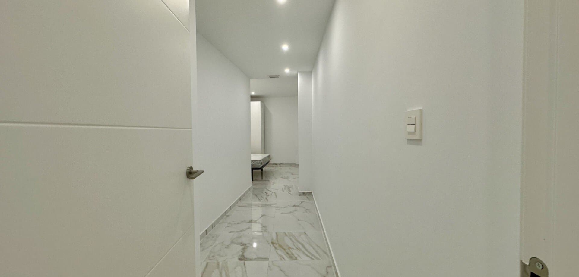 2-Bedroom Apartment in Torrevieja - 11